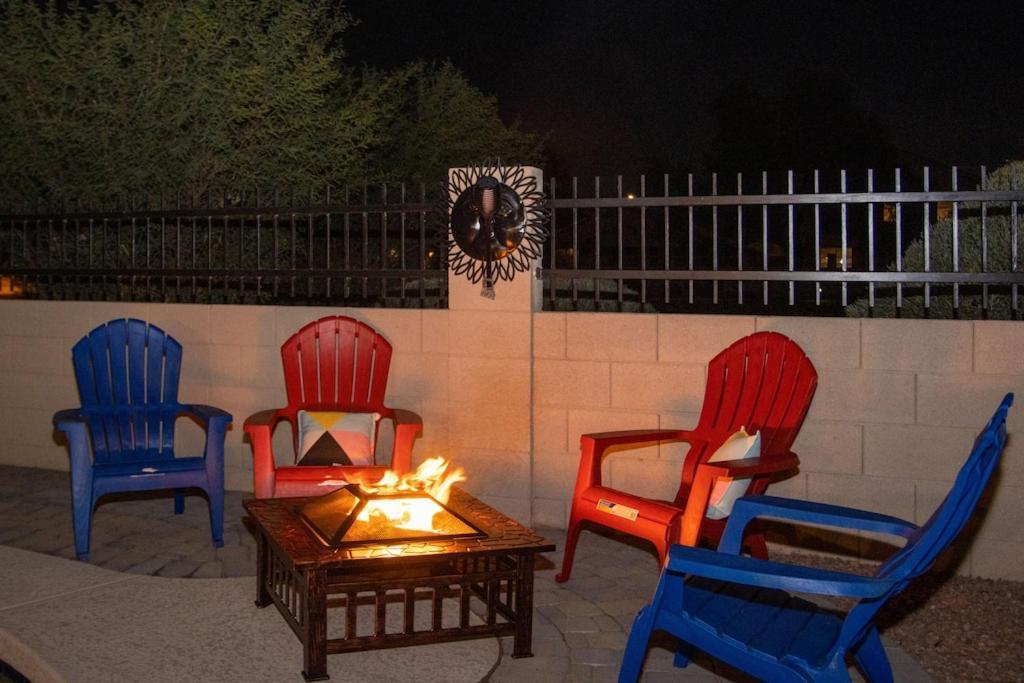 Boho Chic Arizona Villa W Pool & Mini Golf Casa Grande Bagian luar foto