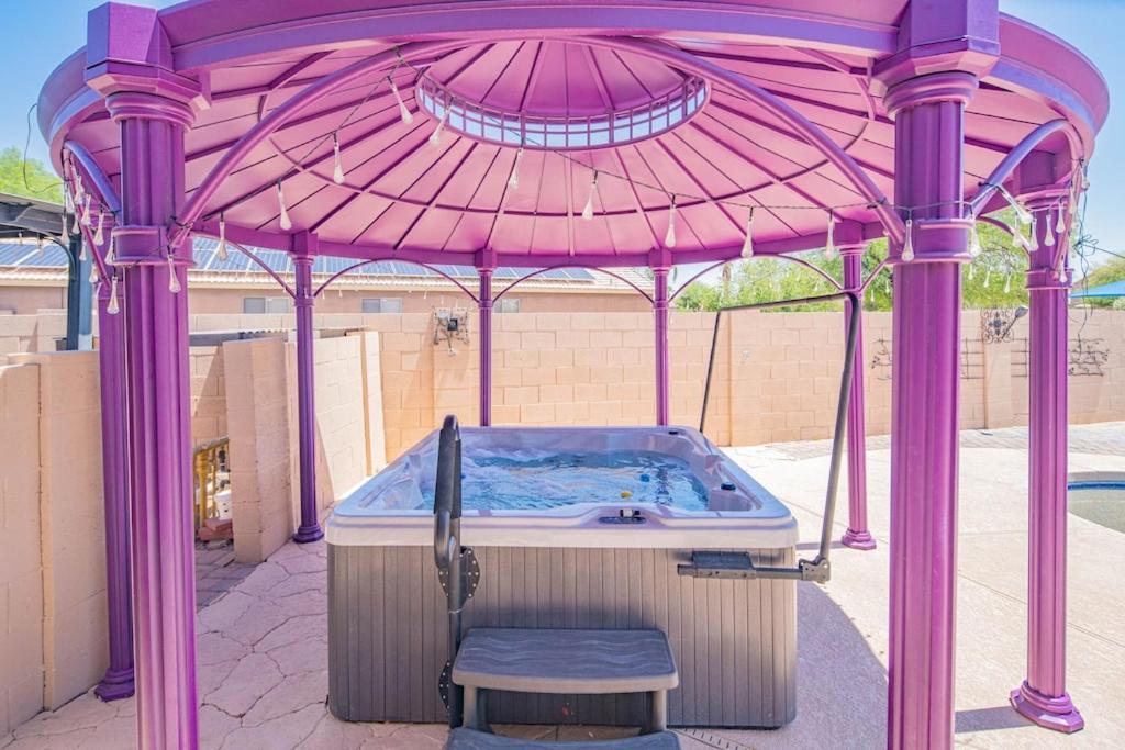Boho Chic Arizona Villa W Pool & Mini Golf Casa Grande Bagian luar foto